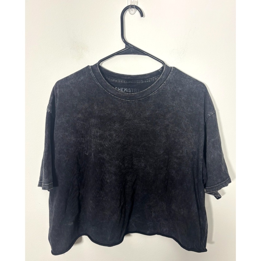 Chemistry Women's XL Cotton Cropped Distressed T-Shirt
